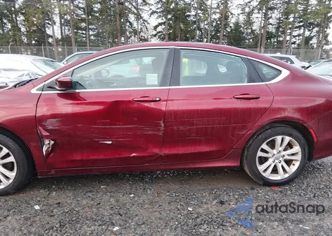 2016 Chrysler 200 Limited z USA, uszkodzony, nr VIN 1C3CCCAB0GN123448
